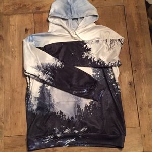3d graphic hoodie. Size large